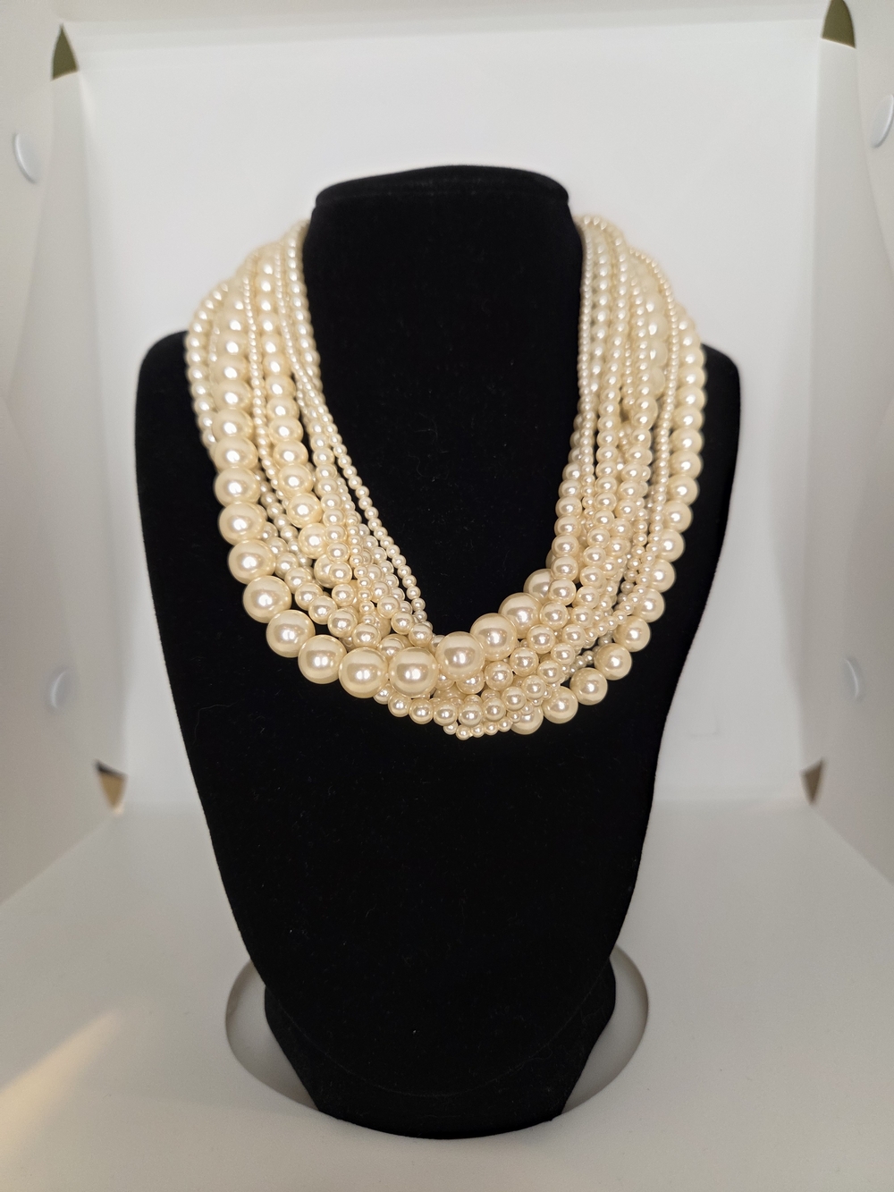 Elegant Multi-Strand Faux Pearl Necklace in Cream